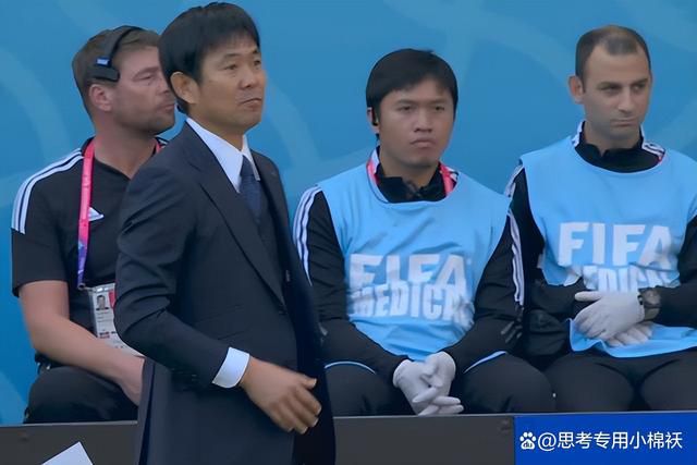 摸下面视频