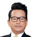 T恤裤和舞蹈教室